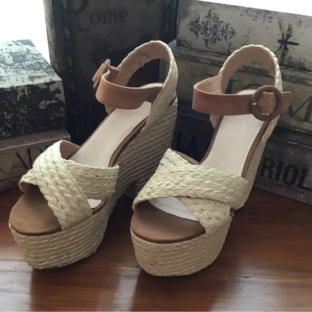 Shelly’s London Platform Sandals